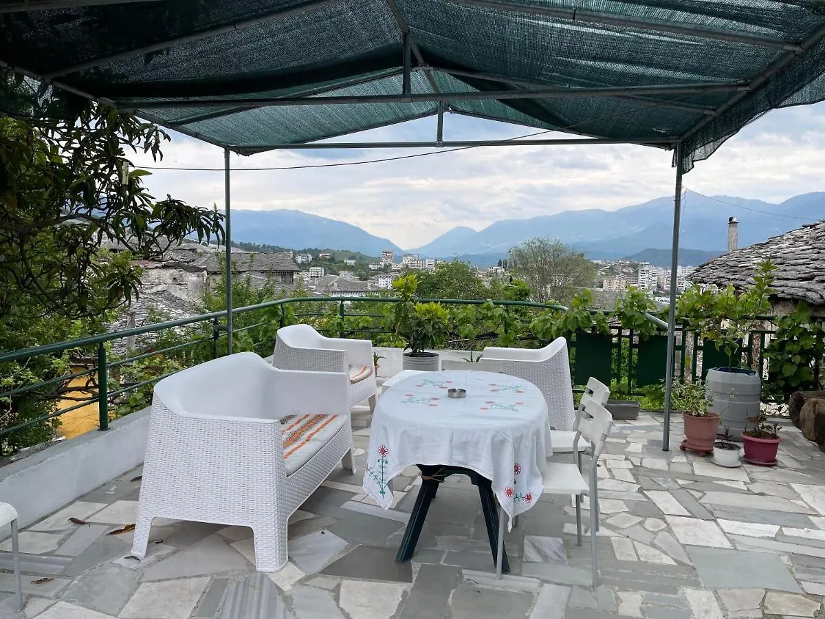 Gjirokastër Guest House Bakuli