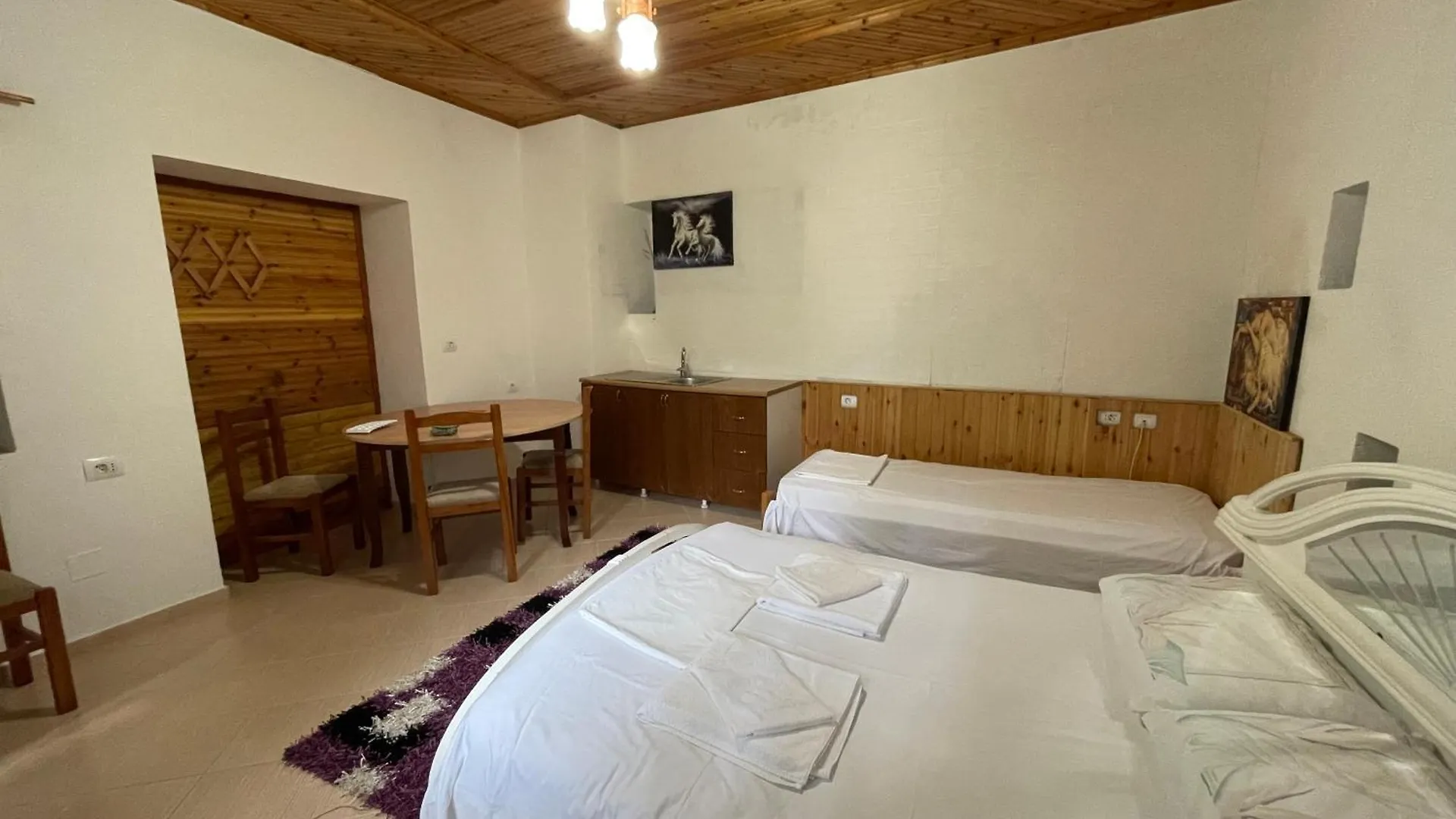 Gjirokastër Guest House Bakuli