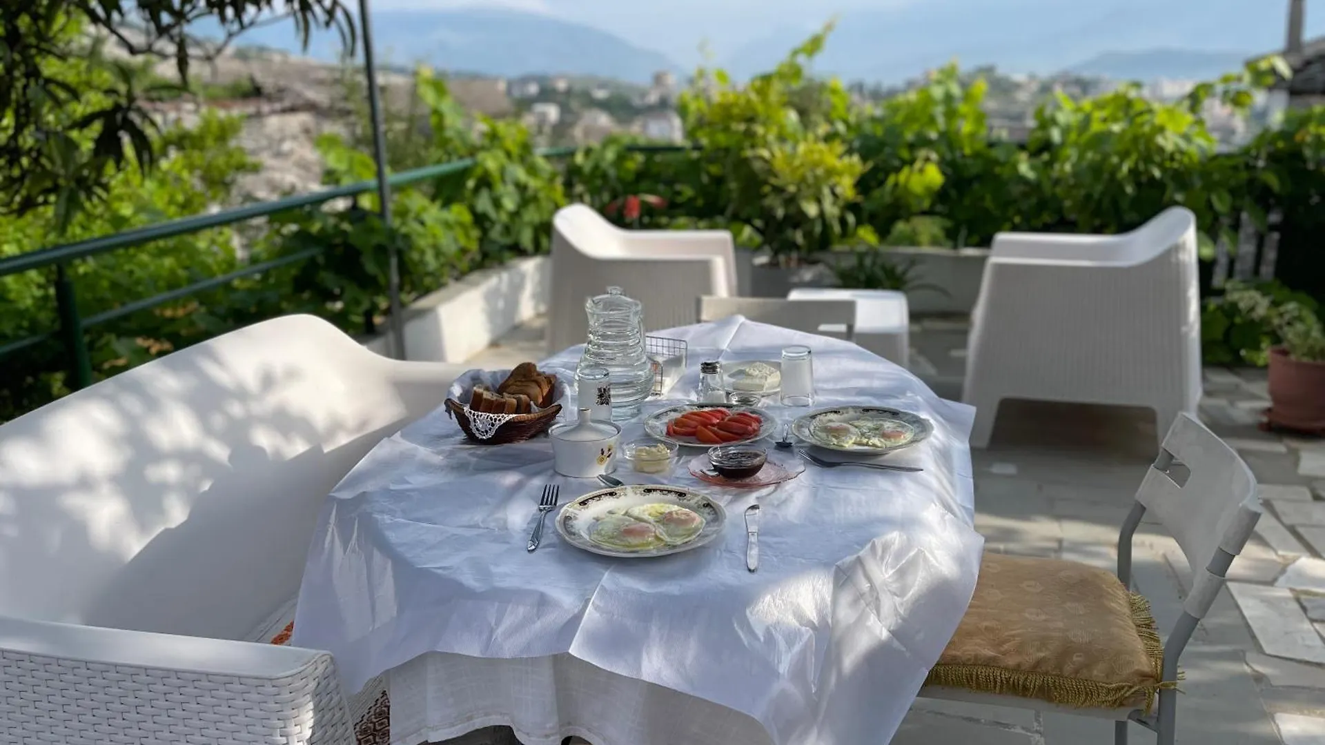 Guest House Bakuli Gjirokastër 0*,  Albania